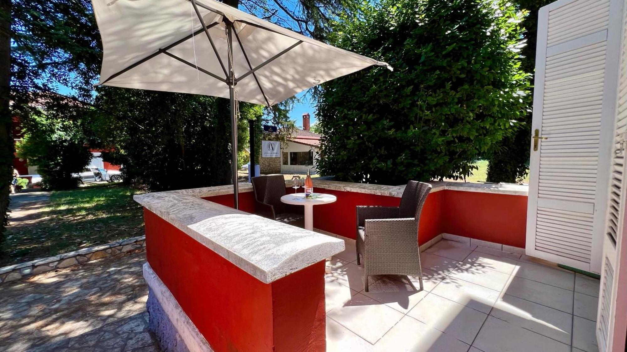 Villa Valdepian Apartments Savudrija Bagian luar foto