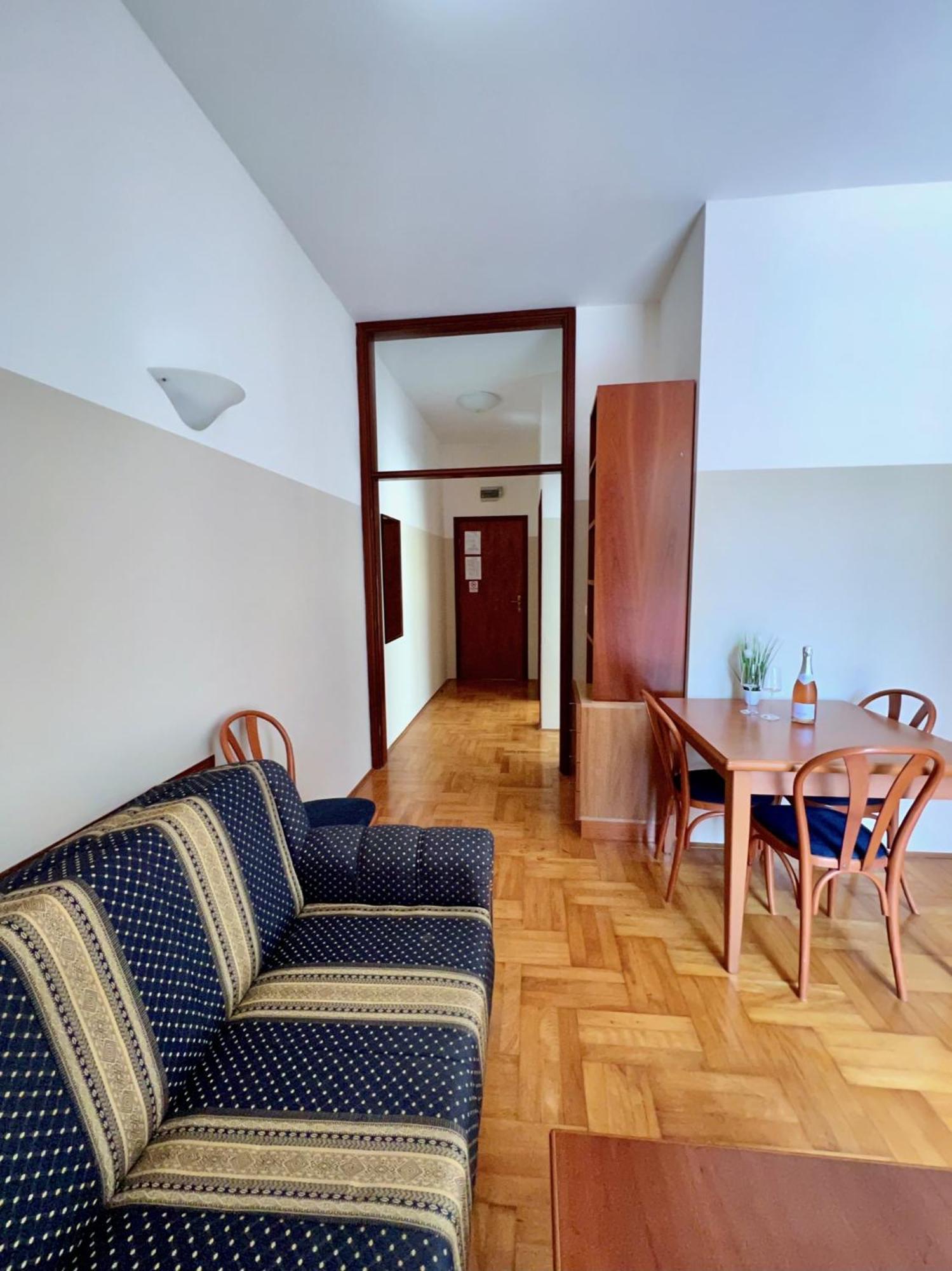 Villa Valdepian Apartments Savudrija Bagian luar foto