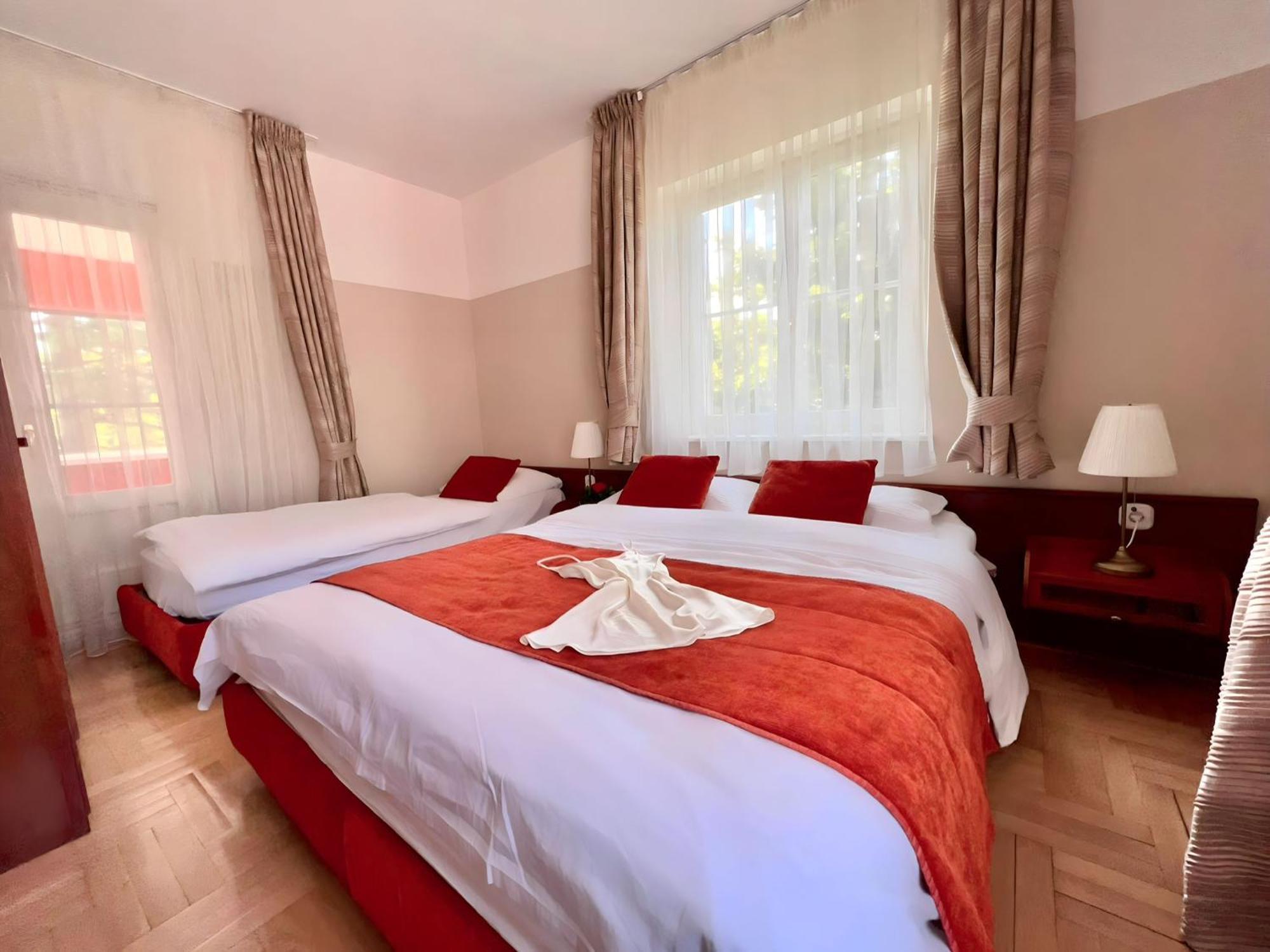 Villa Valdepian Apartments Savudrija Bagian luar foto