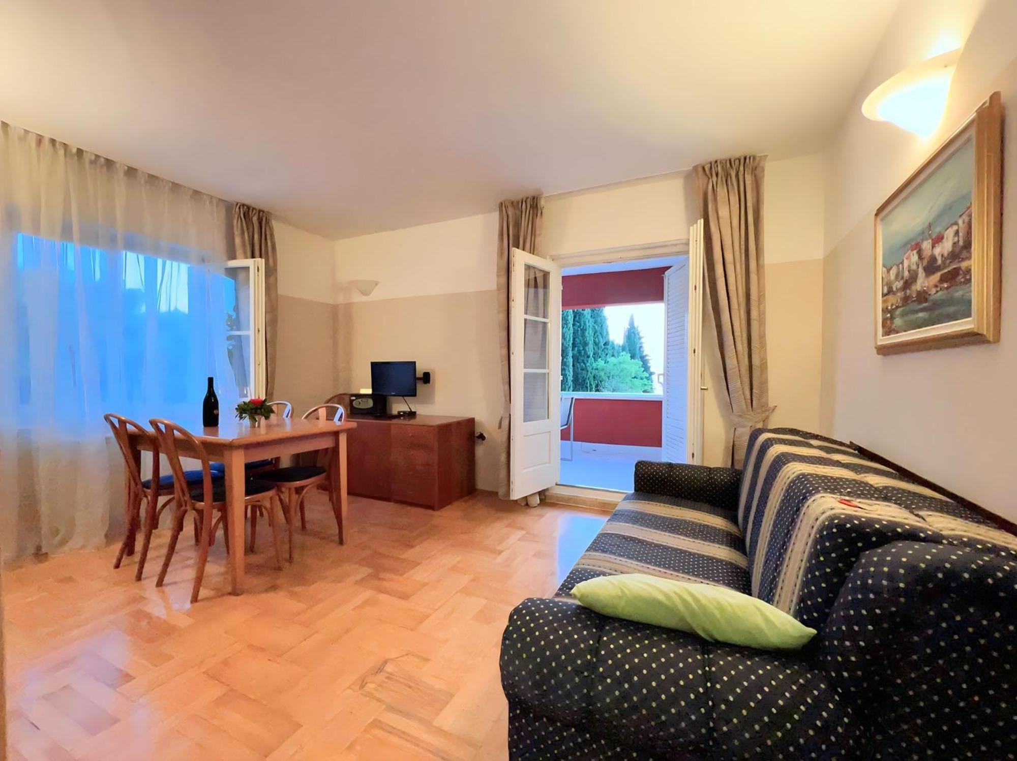 Villa Valdepian Apartments Savudrija Bagian luar foto